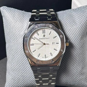 A.P Royal Oak | White